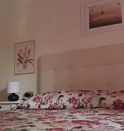 Scacciapensieri Vicino Al Policlinico E Al Centro Apartamento