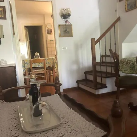 Scacciapensieri Vicino Al Policlinico E Al Centro Siena